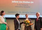 Die Online-Dozentin Juliane von Hinüber-Jin wurde in Berlin als „Vorbild der Weiterbildung 2016“ ausgezeichnet. ©Deutscher Weiterbildungstag/gezett.de/Jan Brockhaus